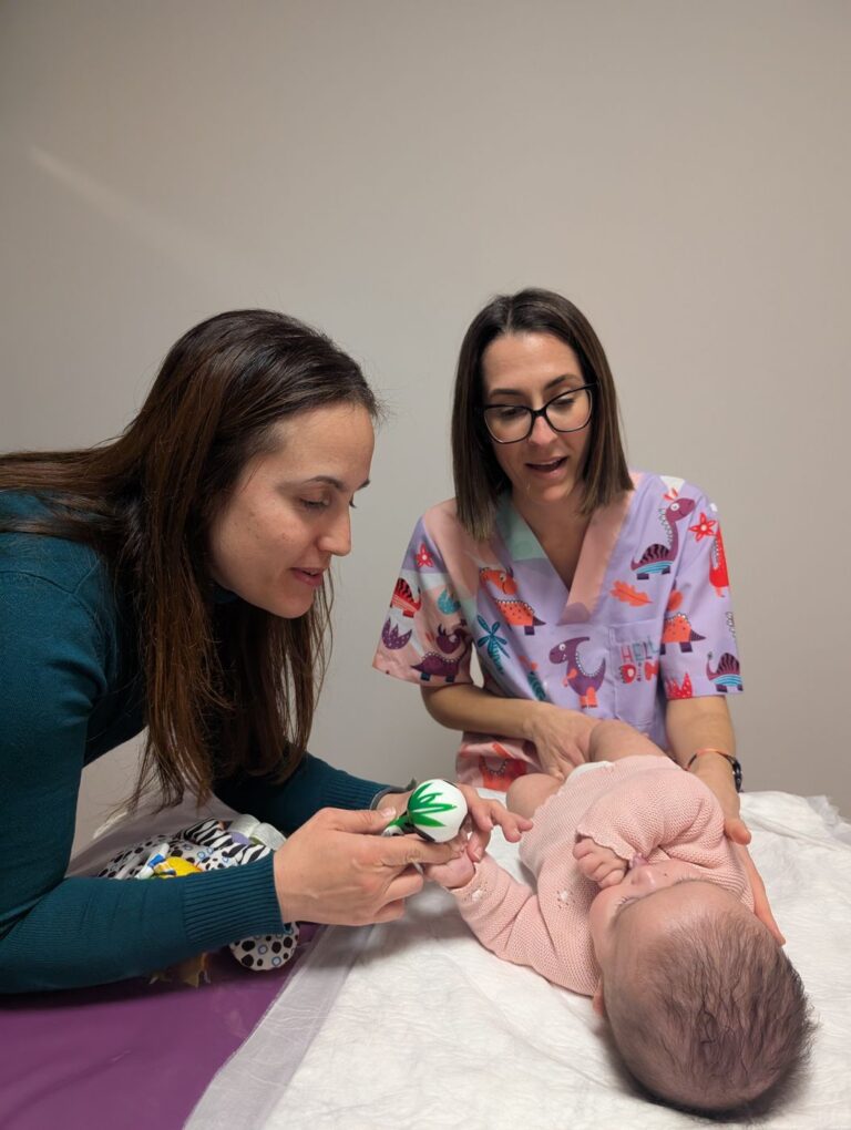 Sesión de fisioterapia pediátrica en Centro Micos (9)