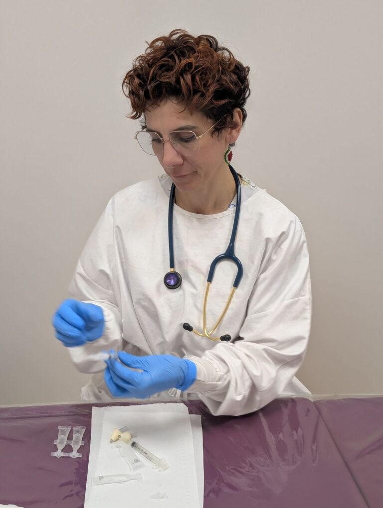 Sesión de fisioterapia respiratoria en Centro Micos (14)